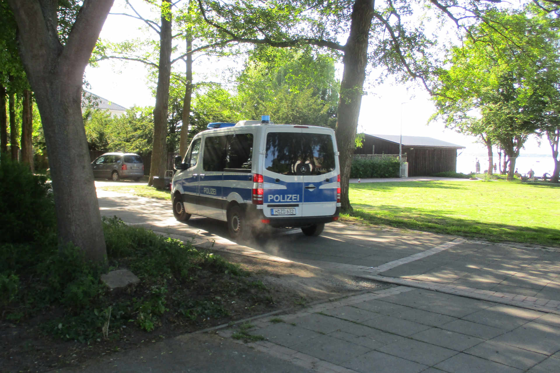 Polizeifahrzeug in Steinhude