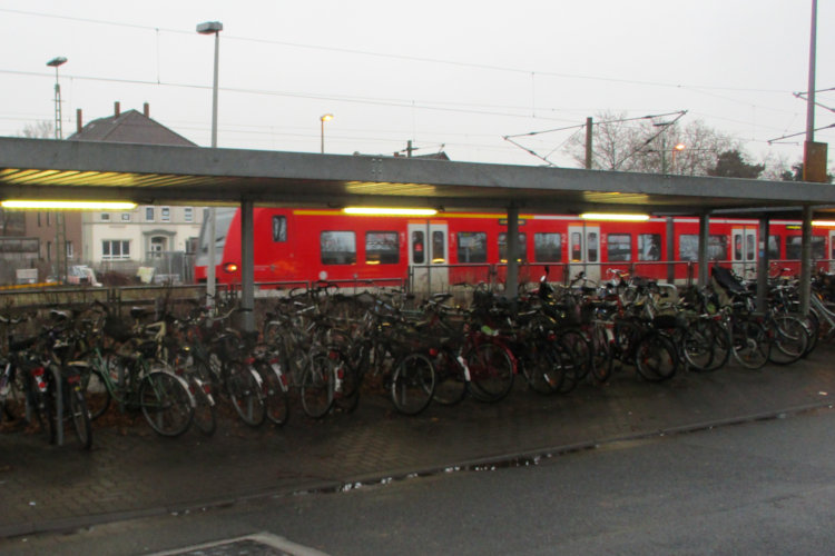 S-Bahn in Wunstorf